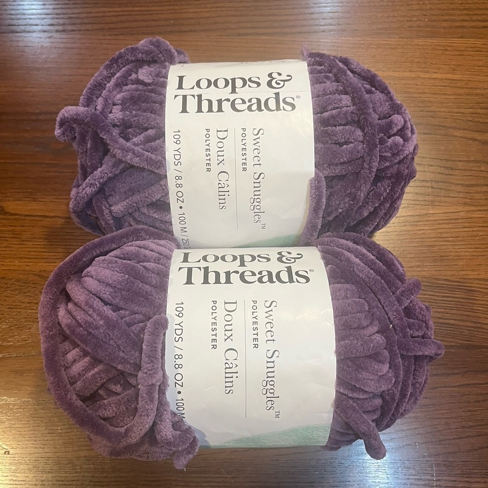 Loops & Threads Sweet‎ Snuggles Yarn Lot of 2 Purple Mauve Jumbo 7 Chenille New - Picture 4 of 9